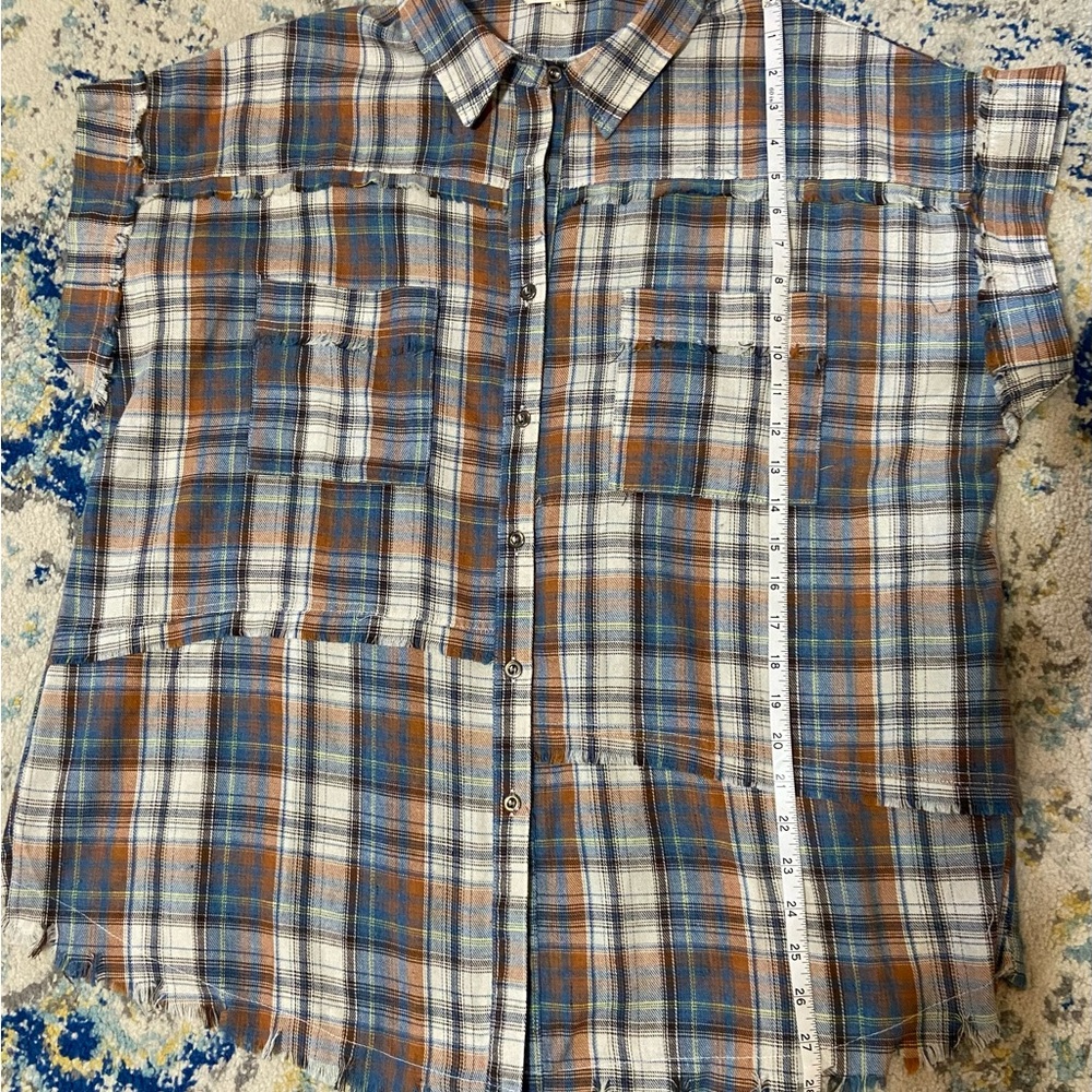 Easel Women's Plaid Button Down Size Medium‎ Short Sleeved Shirt With Pockets - Picture 5 of 8